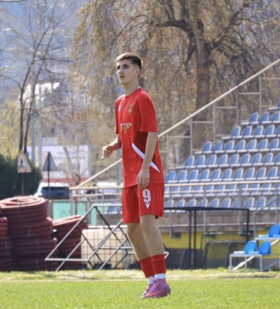 Afan Čizmić, el recogebalones de Bosnia