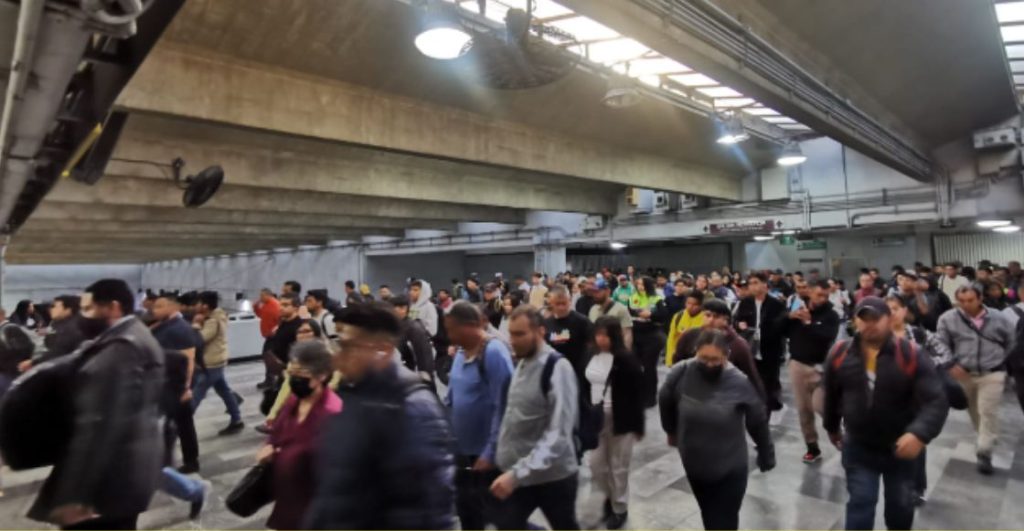Suspenden servicio en la Línea 3 del Metro CDMX por falla eléctrica