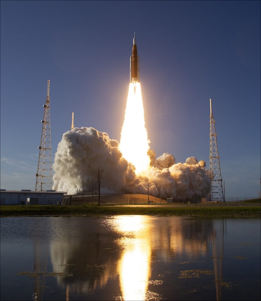 De Artemis II para el mundo: Las increíbles fotos de la Tierra captadas desde el espacio