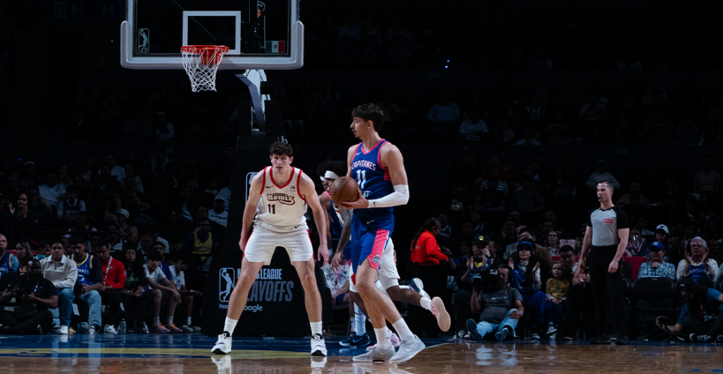 Tomás Chapero, con Capitanes