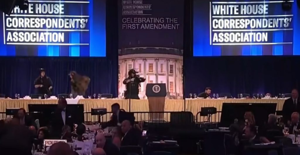 cole-allen-responsable-atentado-contra-trump-acusado-intento-asesinato-manifiesto-2