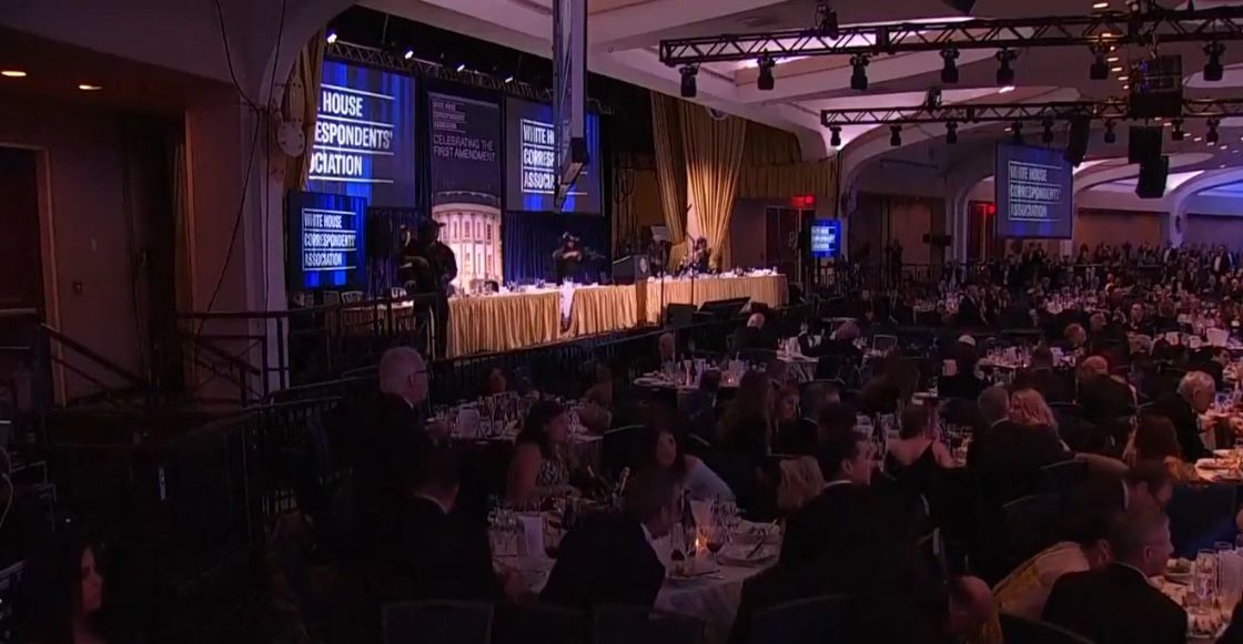 Trump abandona de emergencia la cena de corresponsales tras alerta de seguridad