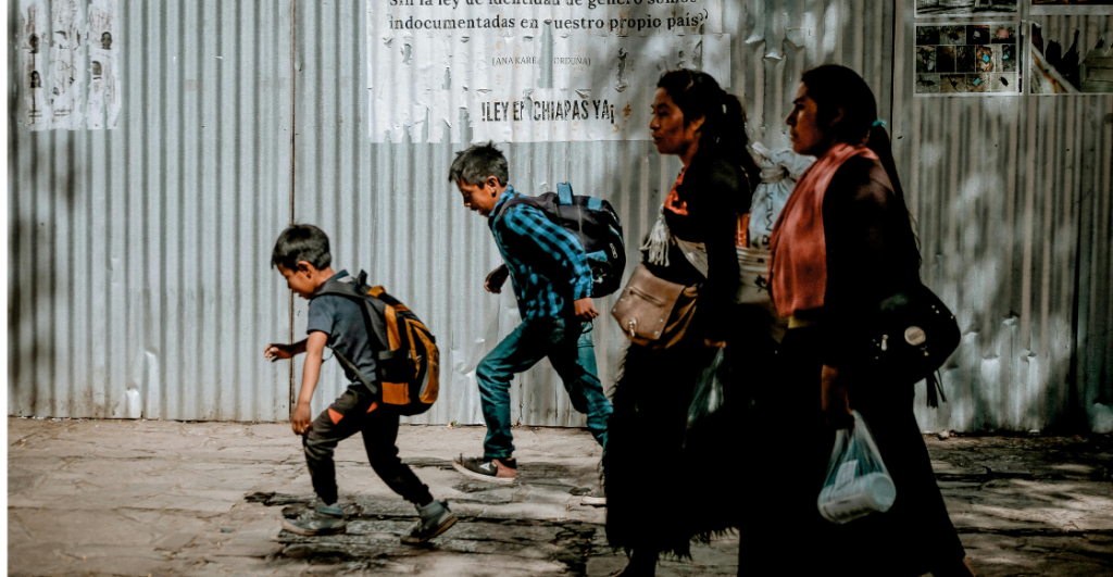 En México, ser niño también significa enfrentar desigualdades: estos son los números del INEGI