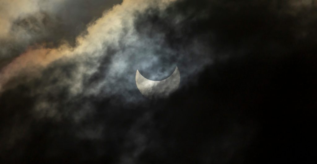 eclipse-solar-agosto-2026-por-que-29-abril-conoce-como-dia-espejo-2