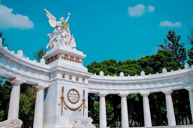 La cautivadora historia de la Alameda Central