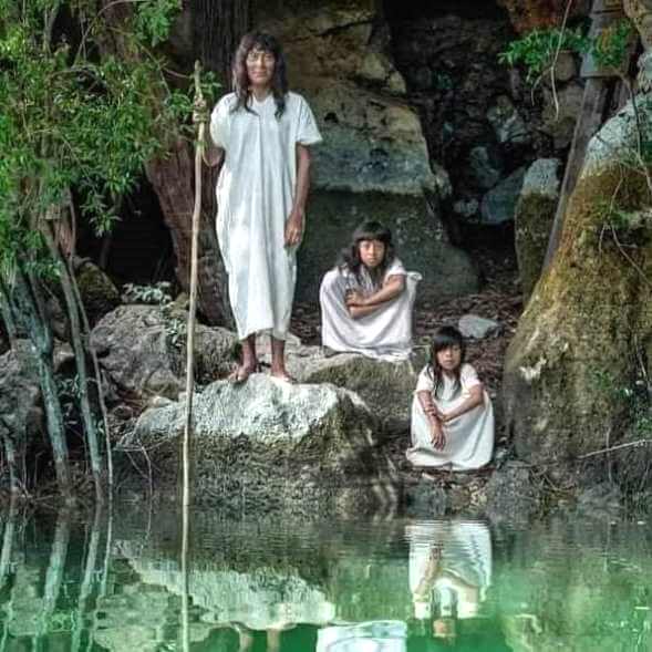 Lacandones: Los guardianes del ombligo del mundo