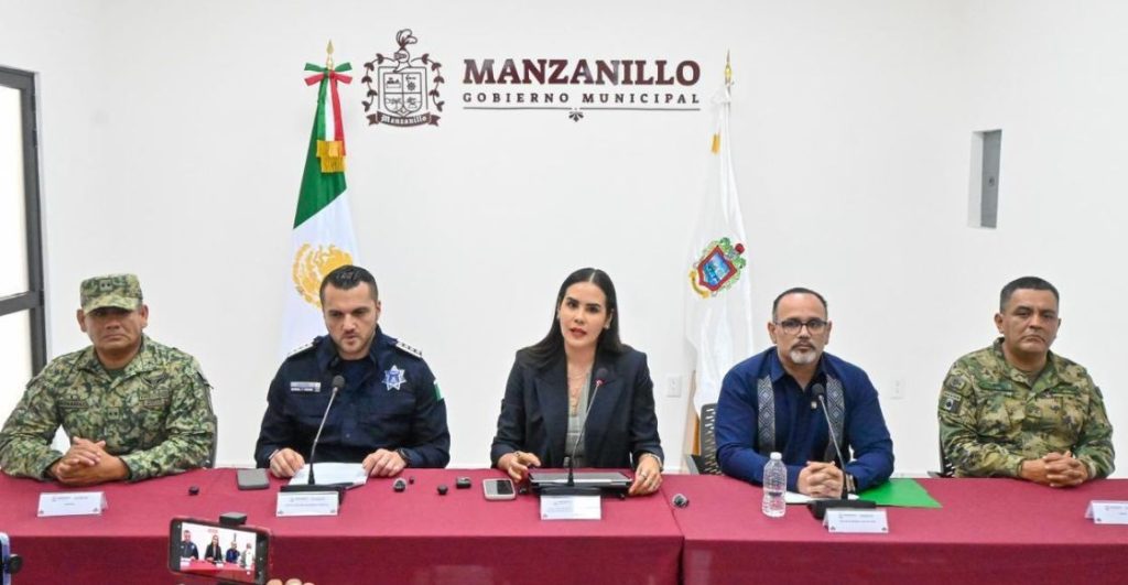 Detienen a 8 policías de Manzanillo por filtrar información al CJNG