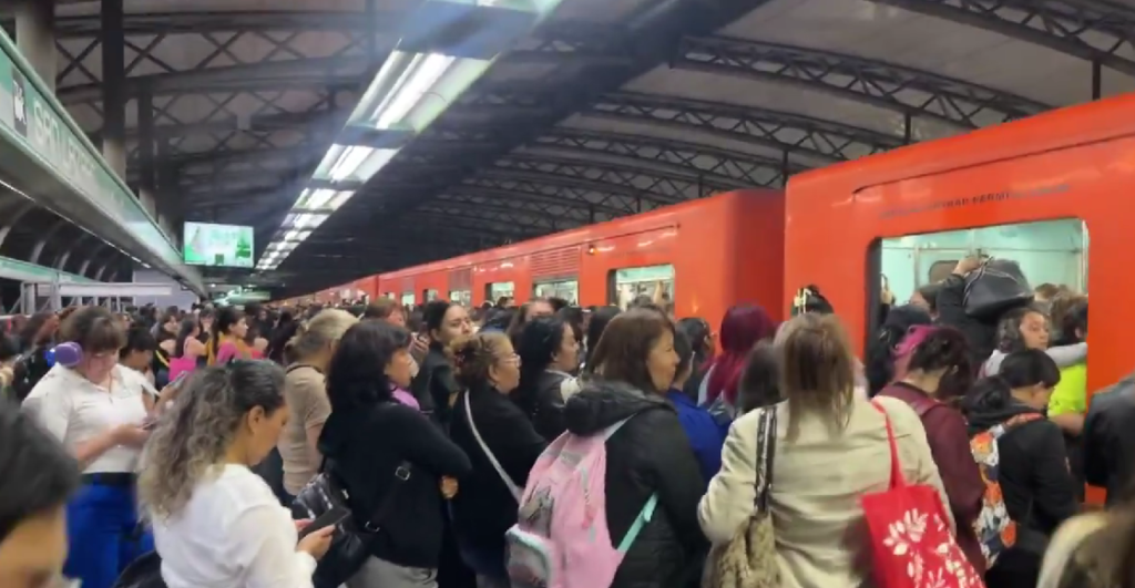Metro CdMx en modo caos: escalera eléctrica deja 11 heridos, obras parecen “caverna” y Línea B colapsa