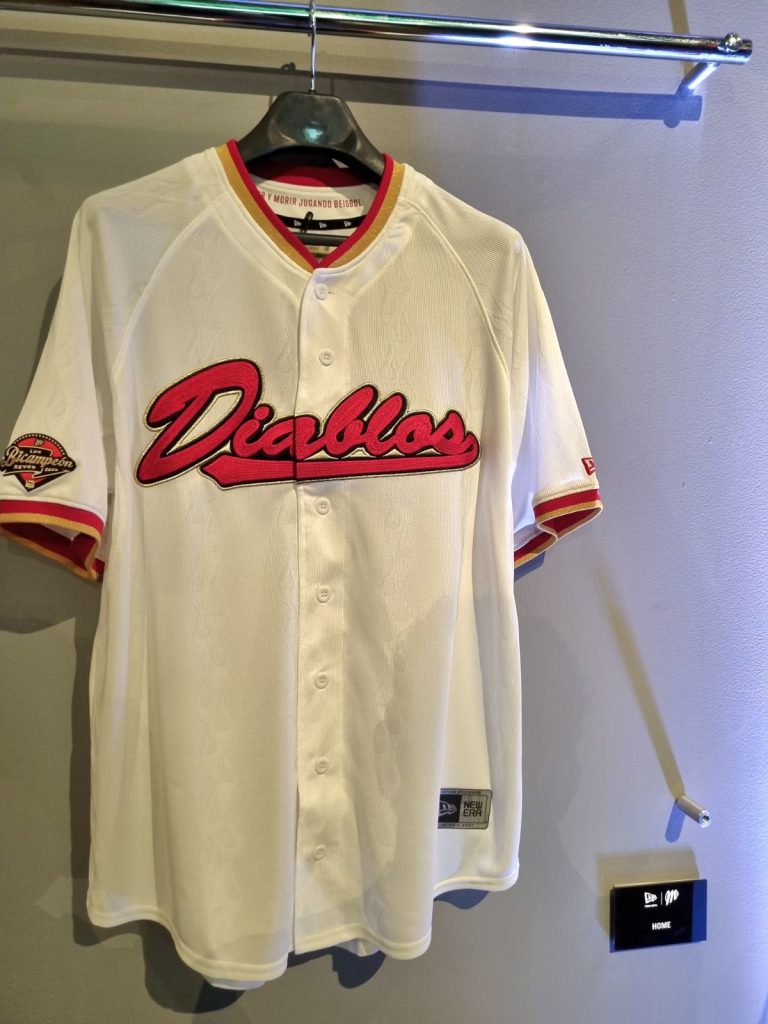 nuevos uniformes de los Diablos Rojos del México