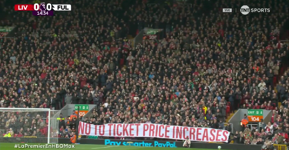 El aumento de precios en Anfield por el que la afición de Liverpool protesta