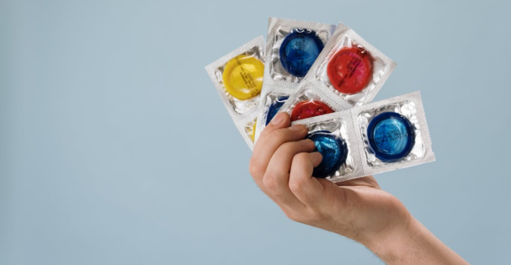 La guerra de Irán no solo ha provocado alza en alimentos, ahora también en los preservativos