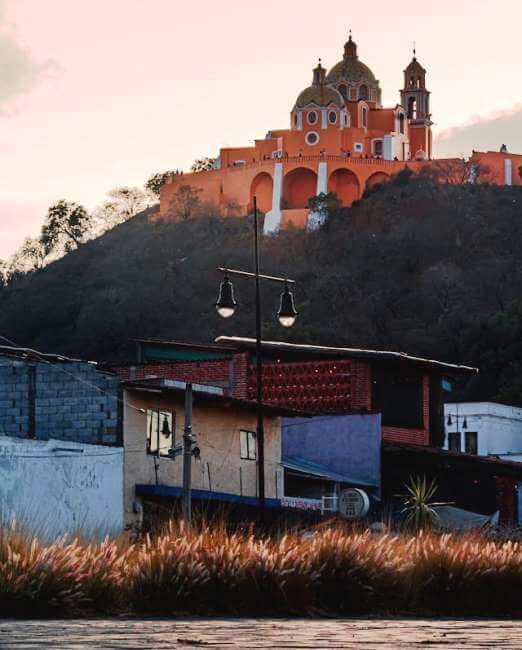 Viajes rápidos: Abrirán los túneles de la pirámide de Cholula