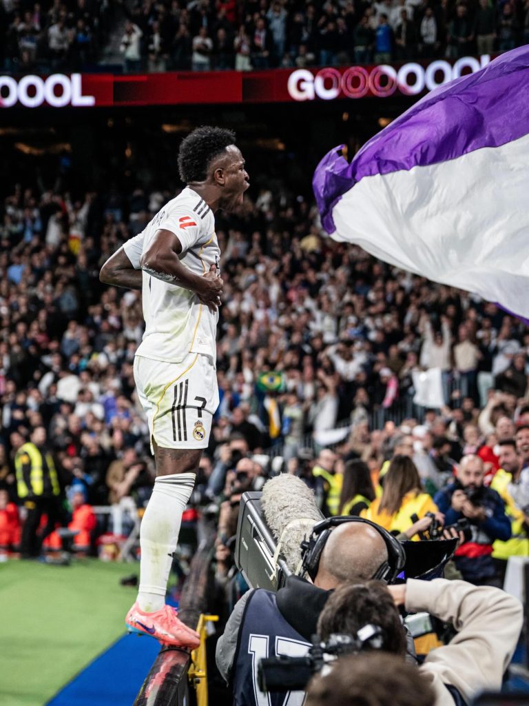 Vinicius Jr. marca más goles con Arbeloa