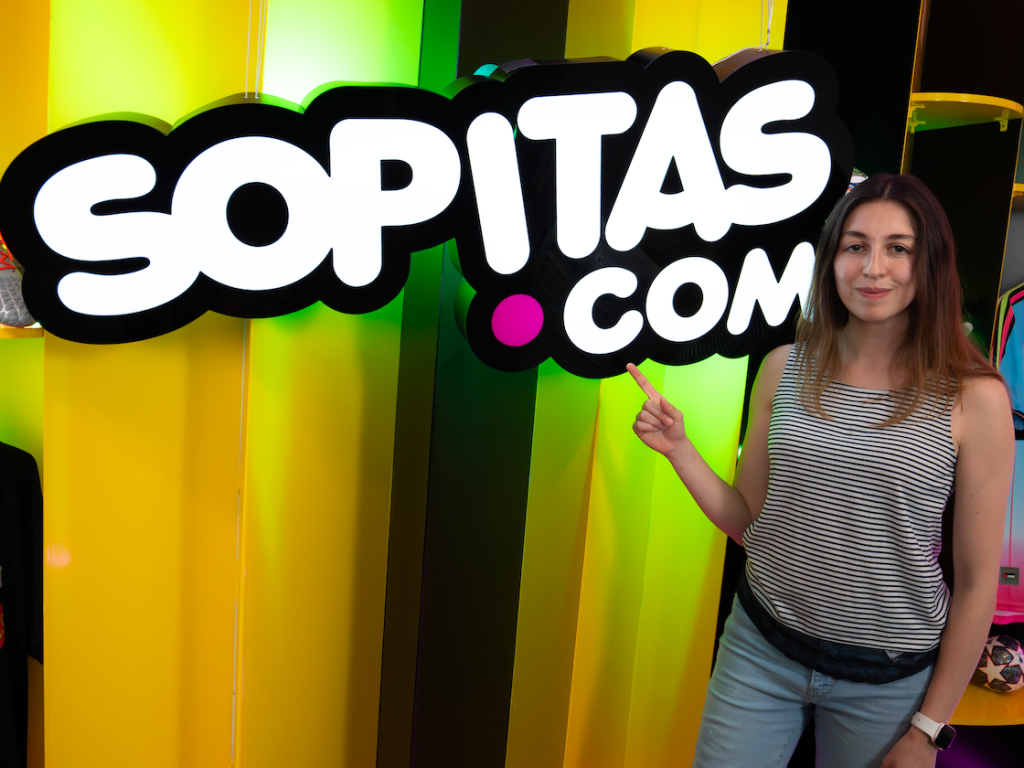 Sofía Cortina en Sopitas