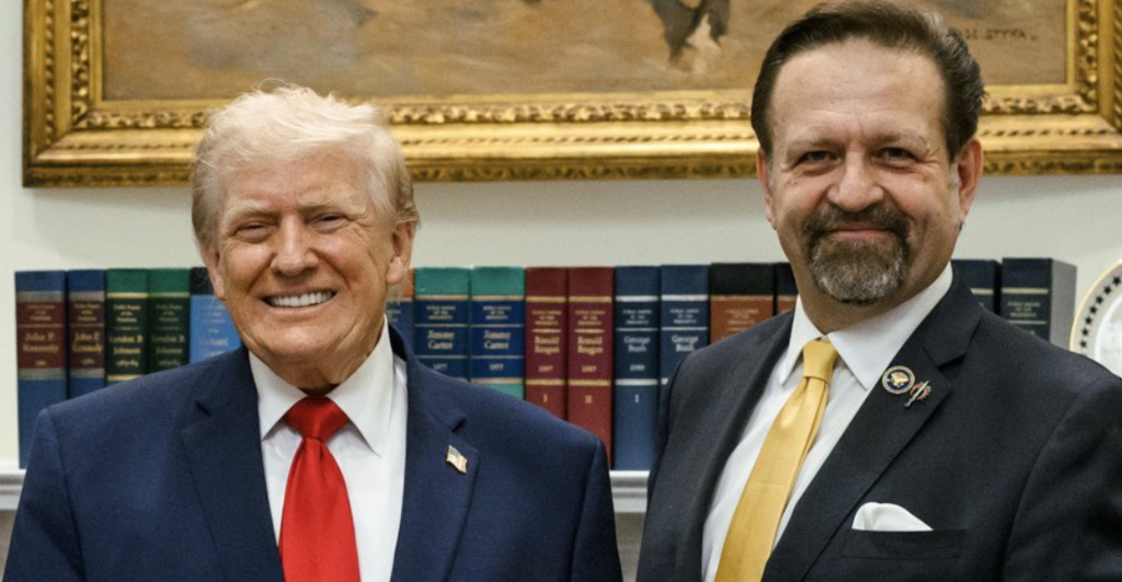 Antiterroristas vs. cárteles: La nueva estrategia antiterrorista de Trump y quién está detrás de ella 