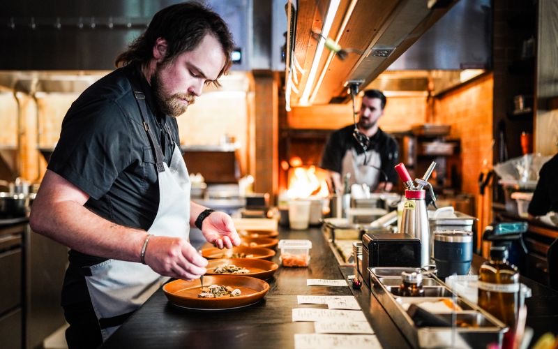 chef de isidore restaurante con estrella michelin en san antonio