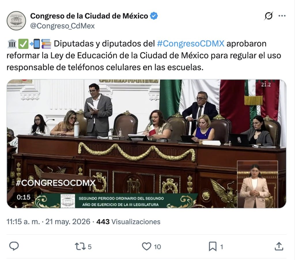 Congreso de CDMX aprueba regulación de uso de celulares en escuelas, ¿de qué va?