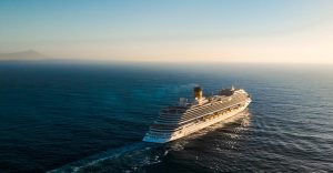 Más de mil personas aisladas en un crucero en Francia tras muerte por brote de gastroenteritis