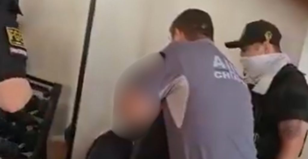difunden-videos-policias-chiapas-torturando-dos-personas-investigacion-detenidos