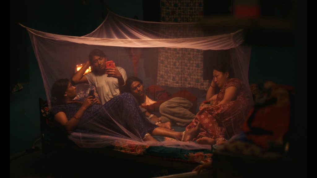 Imagen de 'Elephants in the Fog' de Abinash Bikram Shah