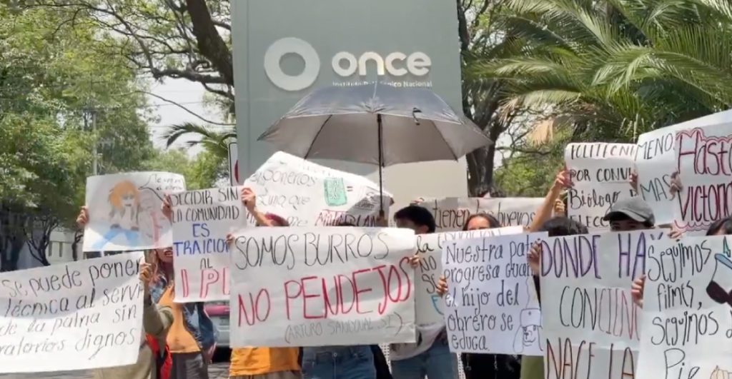 estudiantes-ipn-nueva-toma-instalaciones-canal-once-que-esta-pasando-3