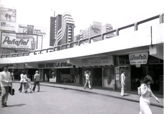 La olvidada y fantástica Glorieta de Insurgentes