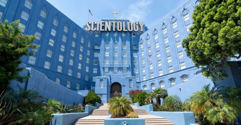 Imagen de las oficinas en California de la Iglesia de la Cienciología
