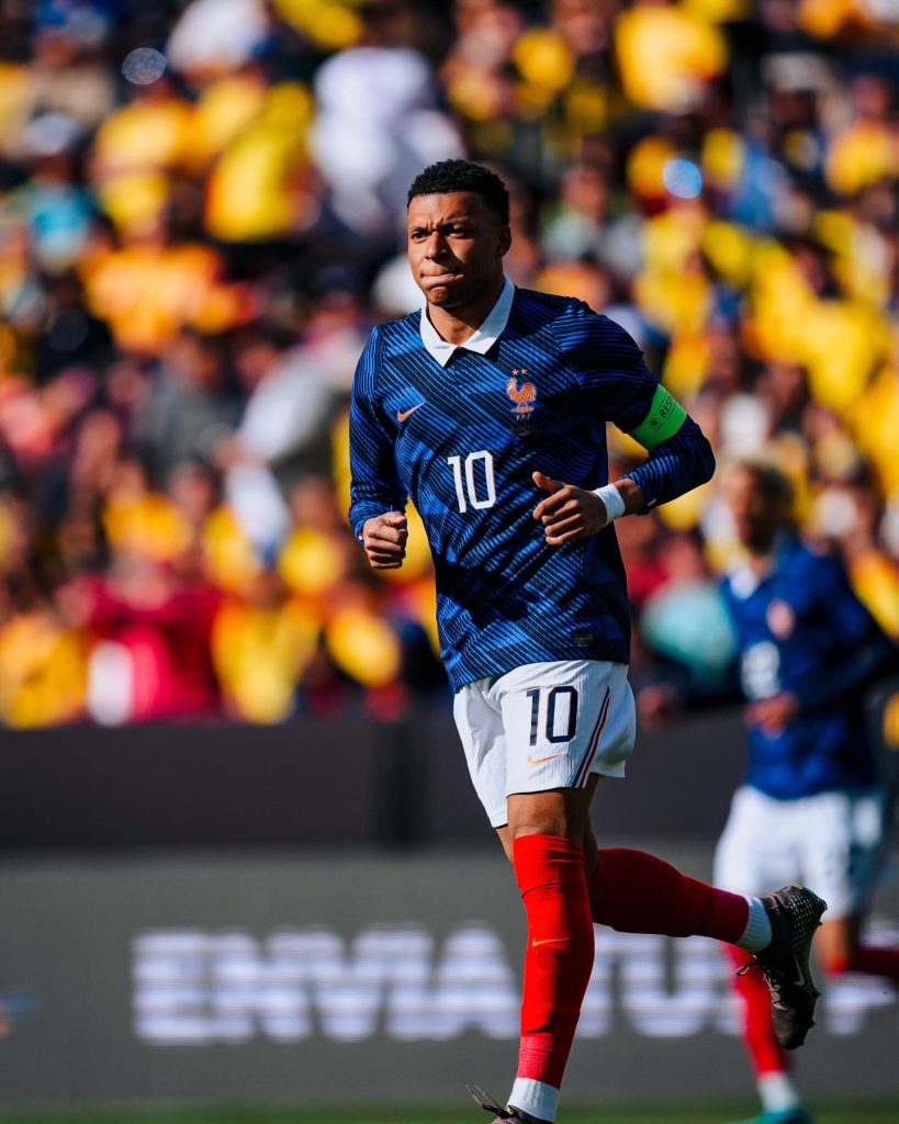 Mbappé con la Selección de Francia /FB Mbappé
