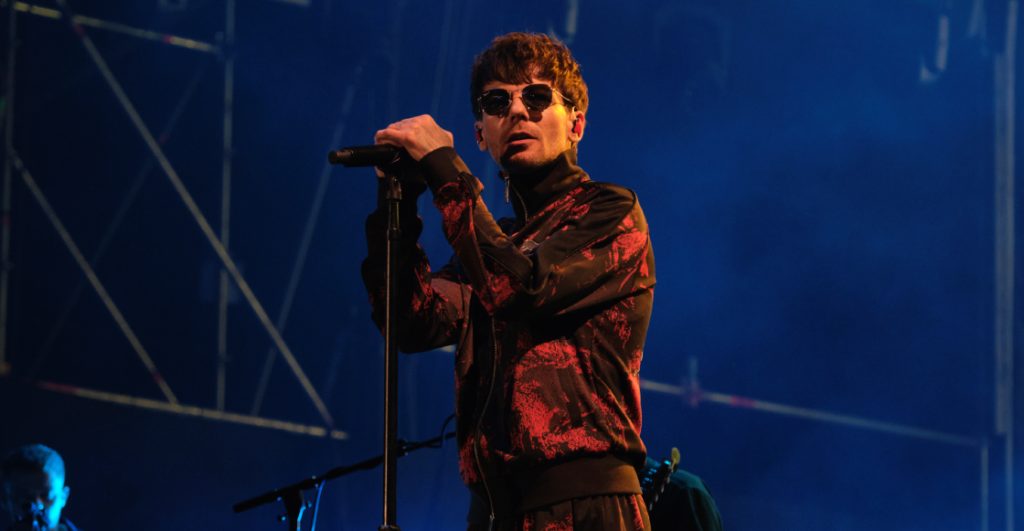 Louis Tomlinson México Tecate Emblema