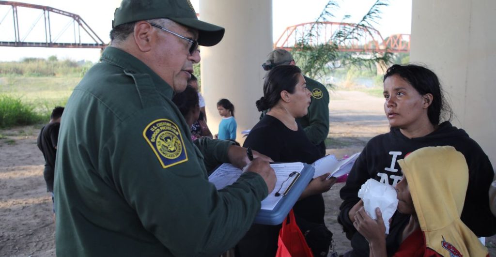 ¿Qué es el operativo espejo? La táctica que une a México y EU en la frontera