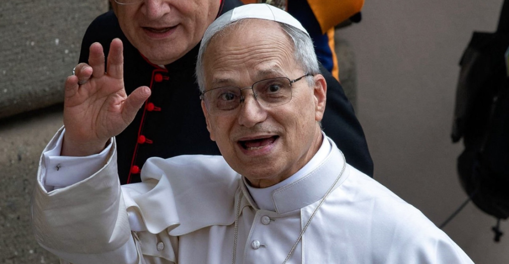 Ni el Papa se salva: banco en EU le colgó a León XIV porque no creyeron que era él