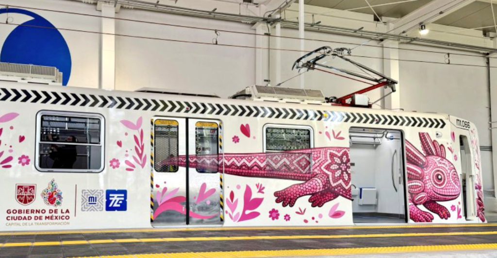 reinauguran-tren-ligero-el-ajolote-cdmx-cambios-nuevo-nombre-color-2