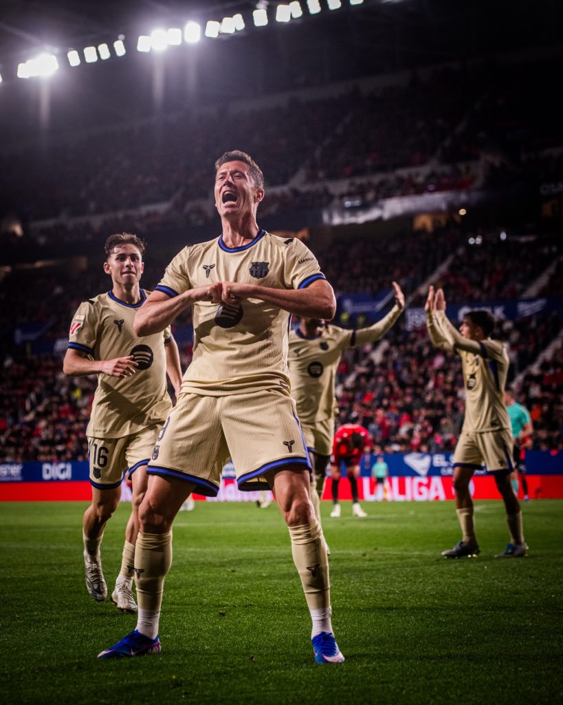 Robert Lewandowski con el Barcelona