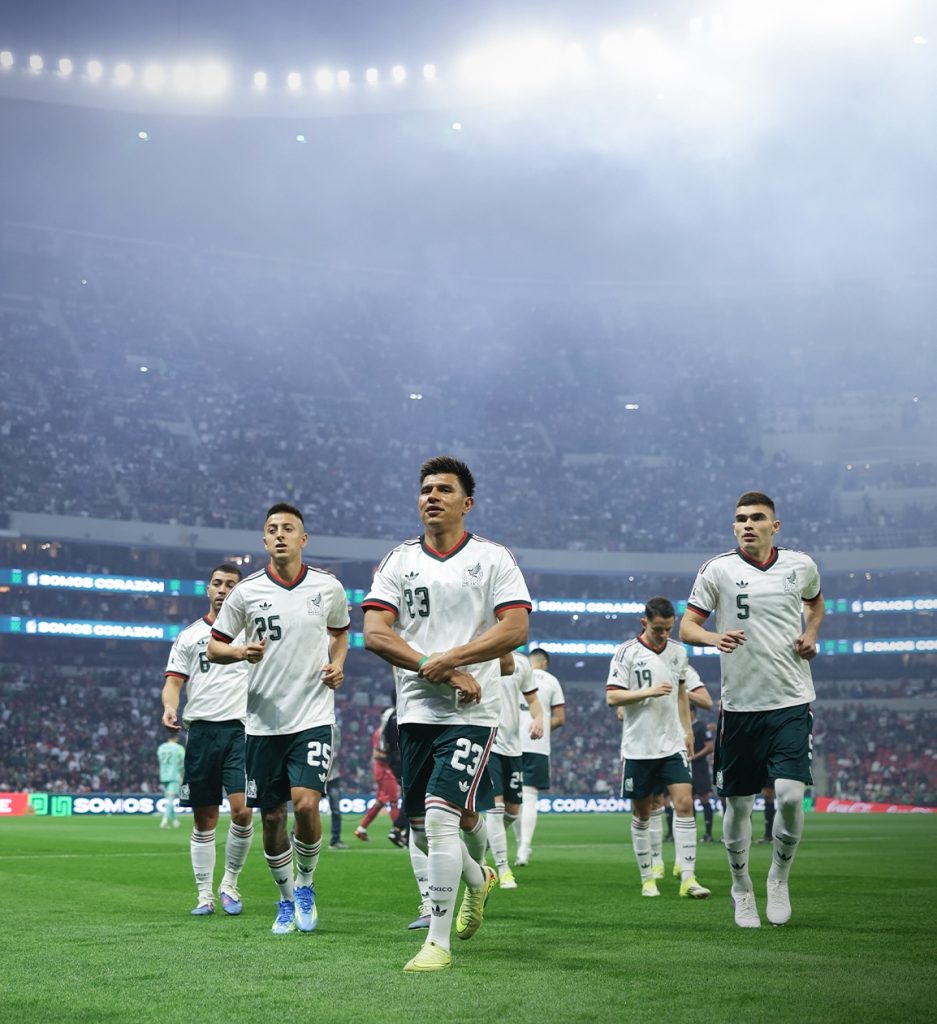 Uniforme blanco de la Selección Mexicana