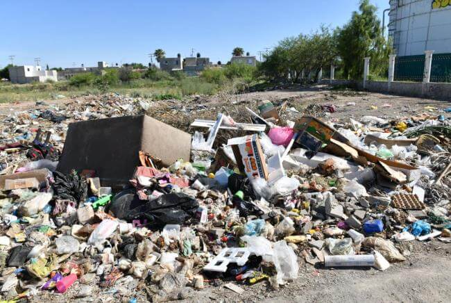 Vecino Cochino: La nueva iniciativa para evitar que las personas dejen su basura en la calle