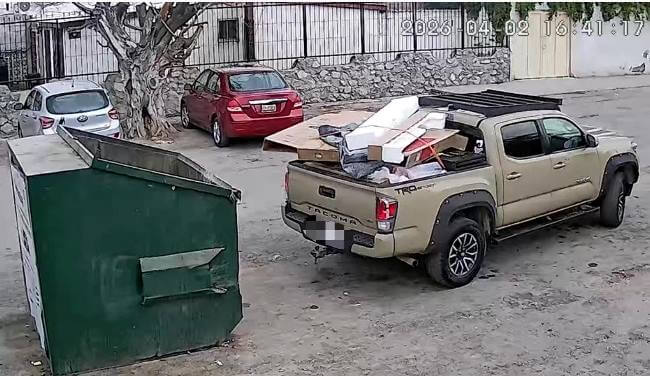 Vecino Cochino: La nueva iniciativa para evitar que las personas dejen su basura en la calle