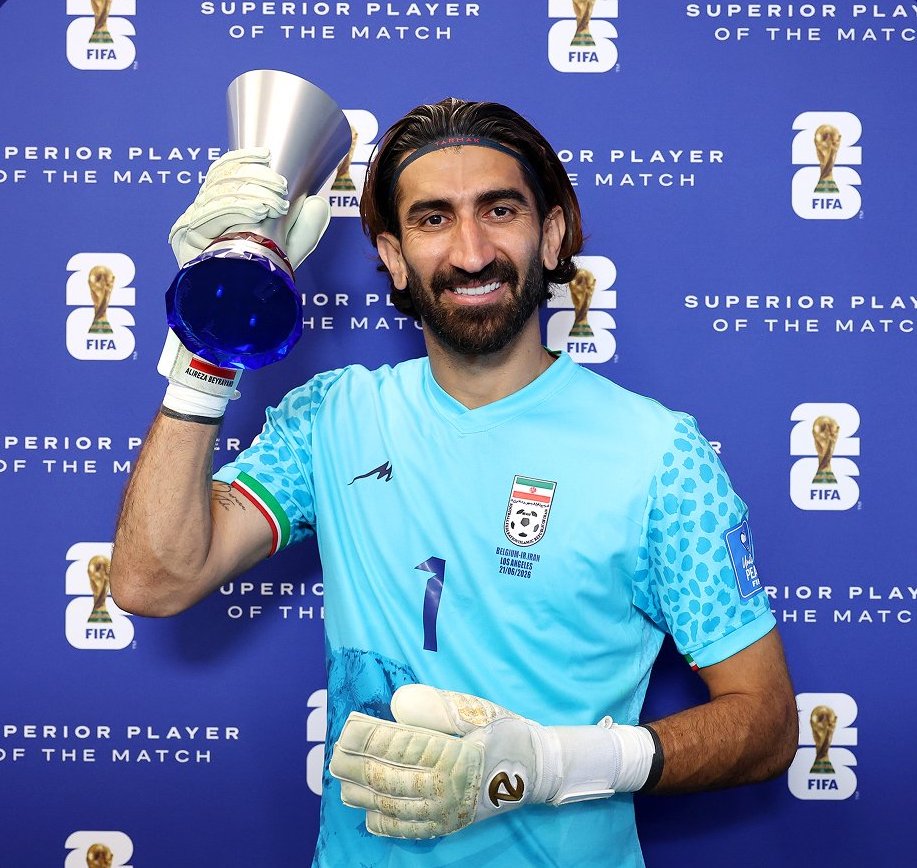 Alireza Beiranvand, portero de Irán