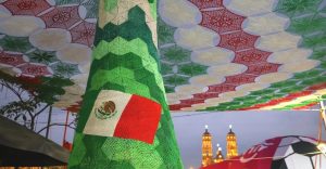 El cielo de tela: La monumental instalación mundialista de Zapopan