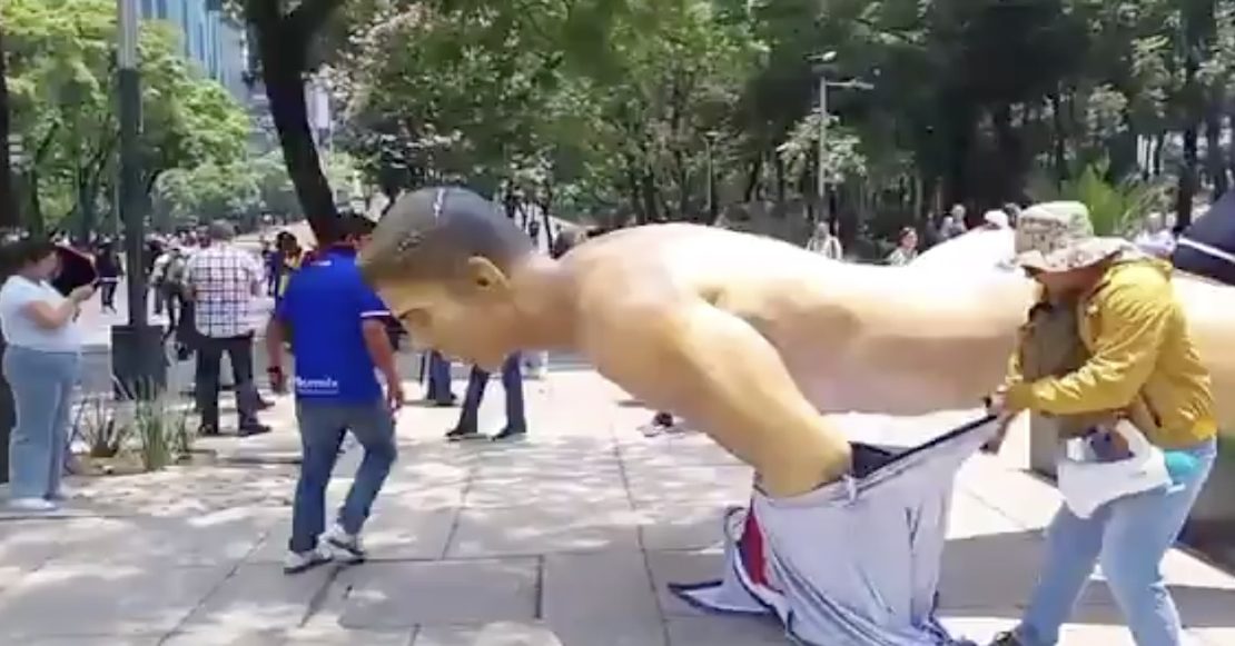 ¿Qué está pasando con las estatuas mundialistas en Reforma y por qué se volvieron punto de tensión?