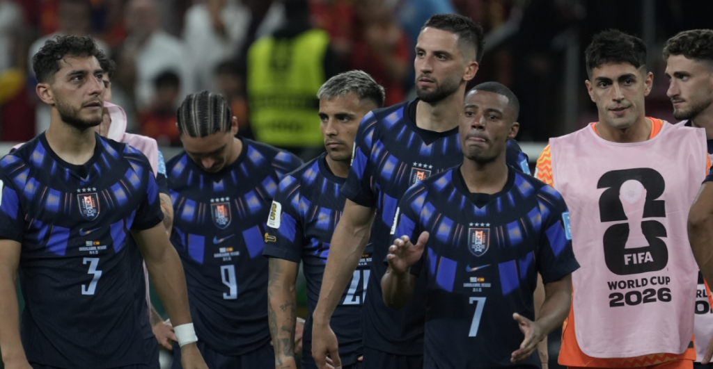 Federación Uruguaya cancela vuelo privado de la Selección: Cada uno deberá pagar su boleto
