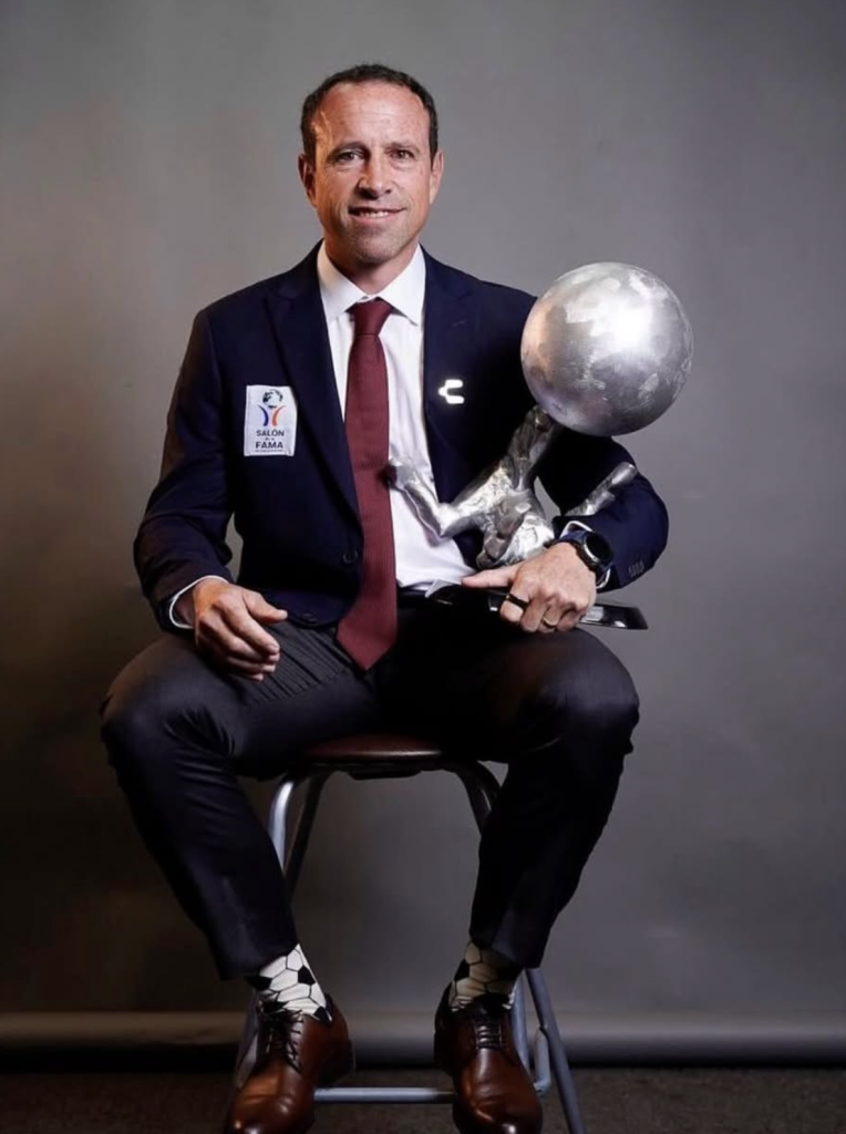 Gerardo Torrado, miembro del Salón de la Fama
