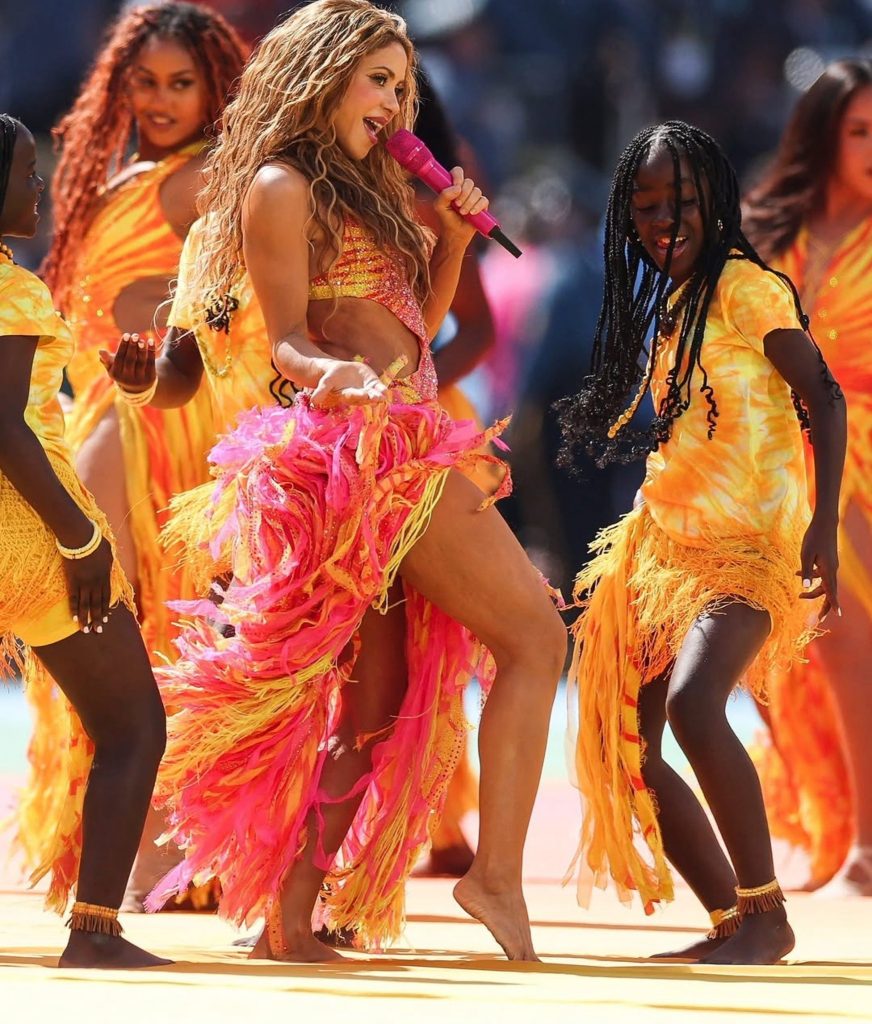 Ellos son los Ghetto Kids, grupo infantil de Uganda que bailó con Shakira en la final del Mundial