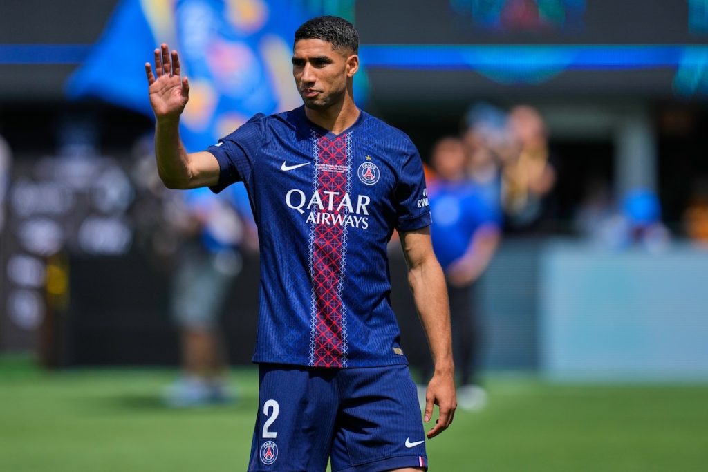Hakimi en 2025 con el PSG