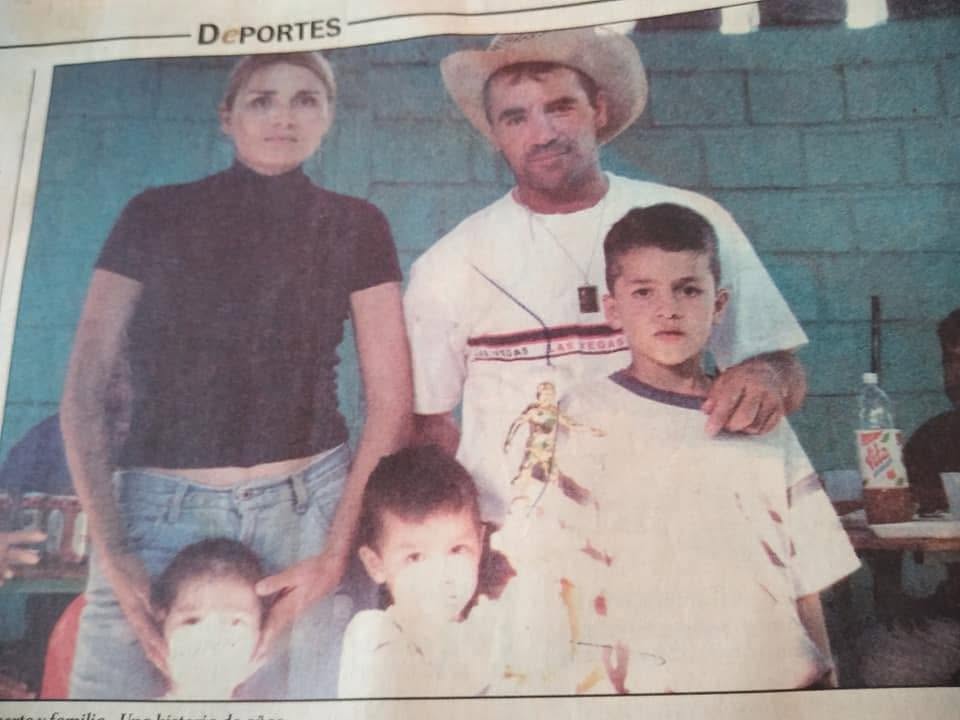 Johan Vásquez y su familia