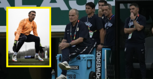 Marcelo Bielsa confiesa que Muslera se sintió 'golpeado' por el error ante España