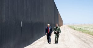 Gobierno de Trump dice que terminaría el muro de la frontera en 2027