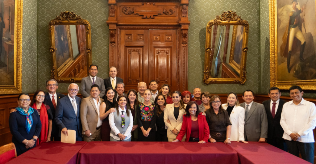 Según The New York Times, funcionarios de Morena estarían buscando colaborar con EU... y eso podría meter más presión al gobierno de Sheinbaum