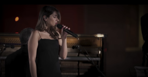 74 latigazos por cantar sin velo: el caso que vuelve a poner sobre la mesa los derechos de las mujeres en Irán