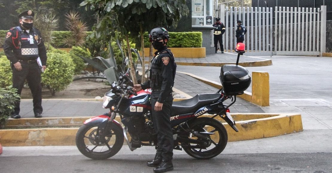 Cómo está eso de que la Policía Bancaria y Auxiliar podrá aplicar multas de tránsito en 13 alcaldías de CDMX