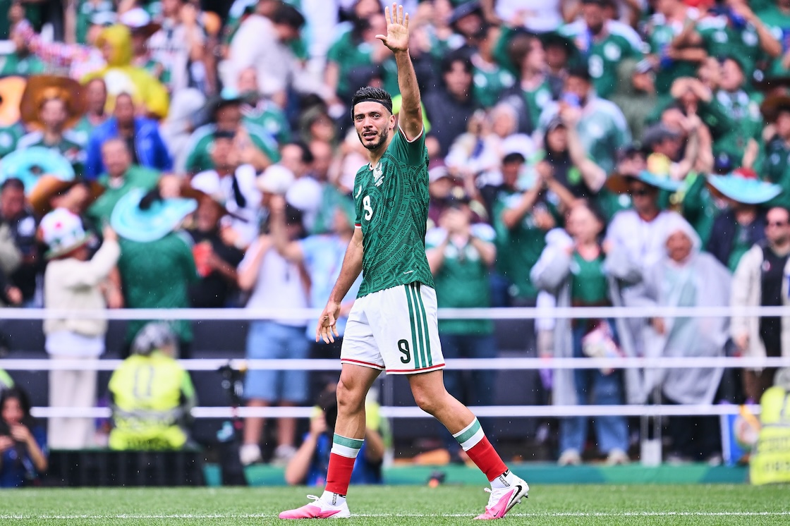 Así festejó Raúl Jiménez